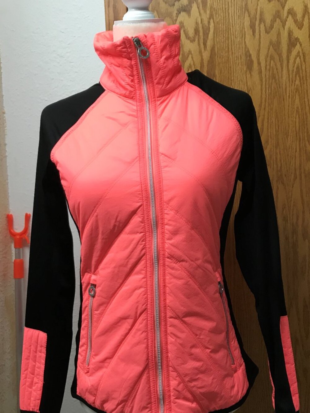 Calvin Klein NWT Ladies jacket small, Coral & Black, was 99.00